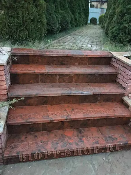 Ступени для лестниц в СПБ