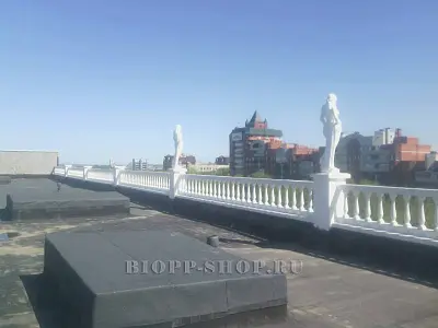Монтаж бетонных балясин